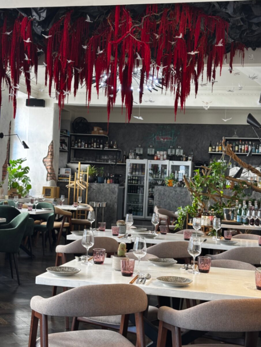 Interiér restaurace THE KATCHI